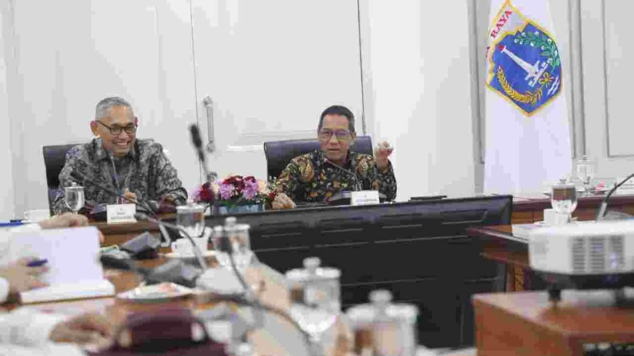 Video D'Talks Heru Budi: Gebrakan Selama Pimpin DKI, Laksanakan Tugas Jokowi!