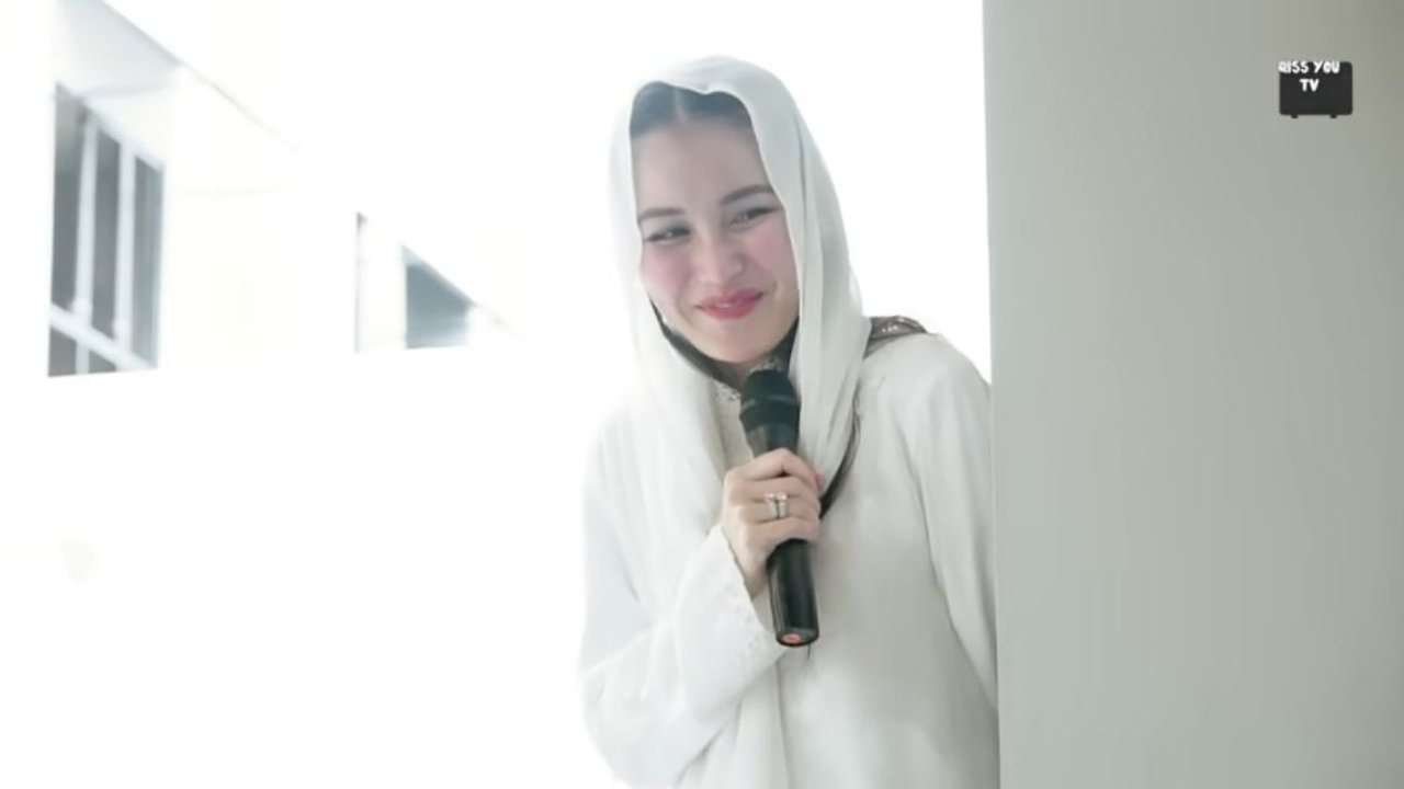 Kumpulkan Anak Yatim, Ayu Ting Ting Syukuran Rumah Baru  'Alhamdulillah Ada Rezeki'