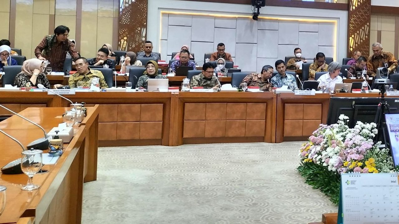 VIDEO: DPR Anggap Curhat Bahlil Salah Tempat, Ditanya Balik Jokowi Apa Prabowo yang Dominan?