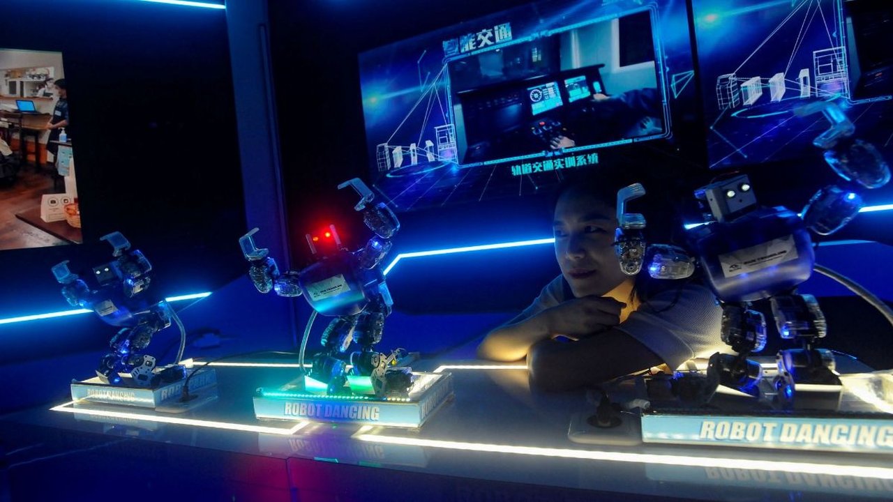 FOTO: Melihat Pameran Beragam Robot Canggih di Robopark Indonesia