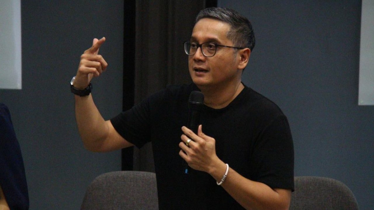 VIDEO: Putra Nababan PDIP Lantang, Jangan Terlalu Banyak Pemain Naturalisasi di Lapangan!