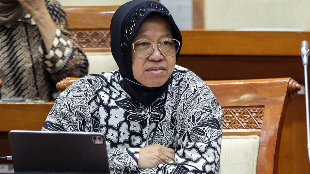 VIDEO: Sengit Mensos Risma dengan DPR soal Data Kemiskinan Tak Valid 