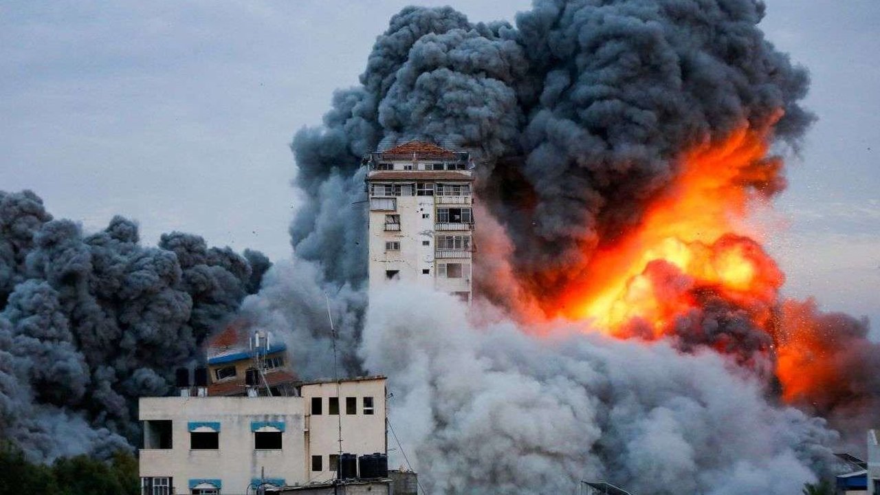 Kejahatan Perang Israel di Gaza Terang Benderang, 6 Bulan Jatuhkan 70 Ribu Ton Bom Jauh Lampaui Perang Dunia II