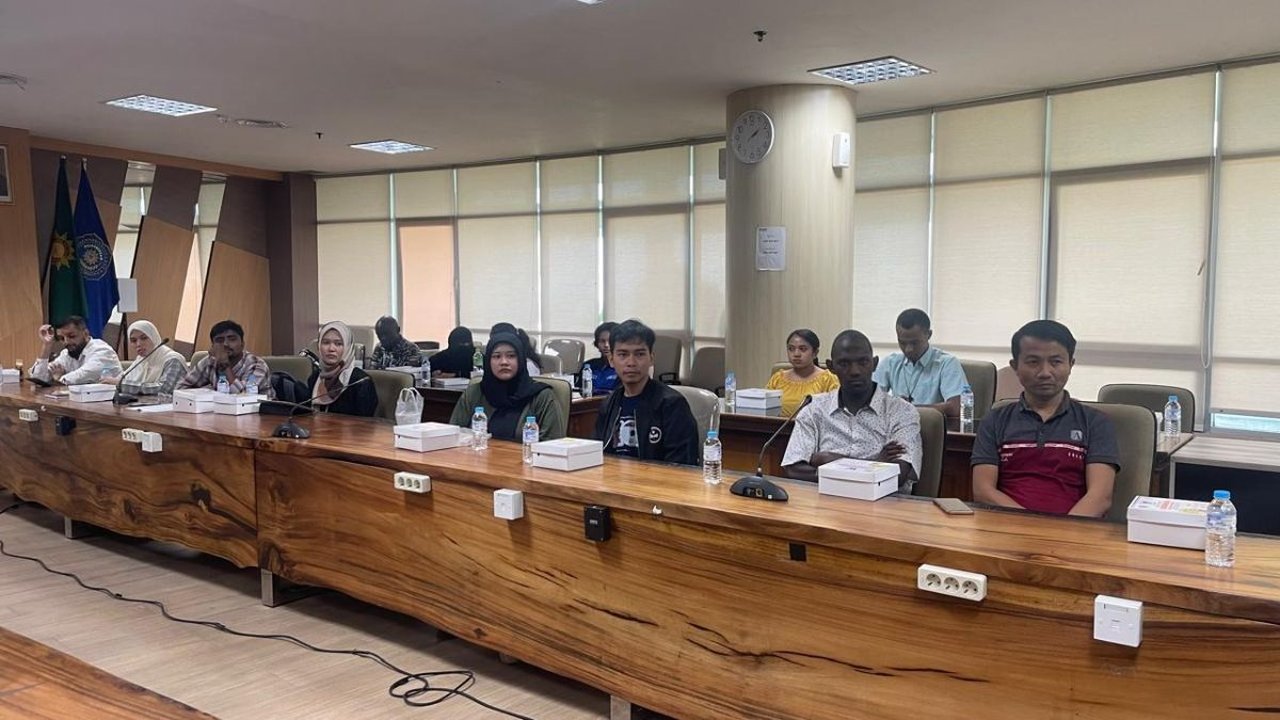 8000 Lebih WNA Daftar Kuliah di Solo, Rektor UMS: Cukup Mengejutkan