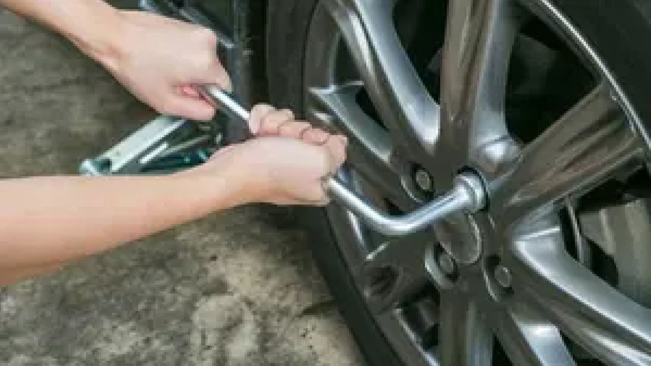 Agar Tetap Aman, Pahami Aturan yang Tepat saat Mengencangkan Mur Roda