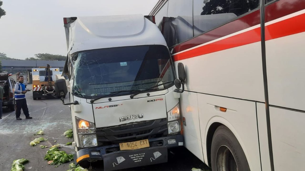 Update Kecelakaan Beruntun 11 Kendaraan di Tol Cipularang, Begini Kronologi Lengkapnya