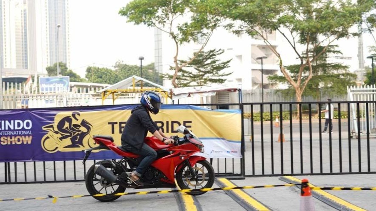 Jangan Panik saat Menghadapi Kendaraan Rem Mendadak, Ikuti Tips ini agar Tetap Aman!