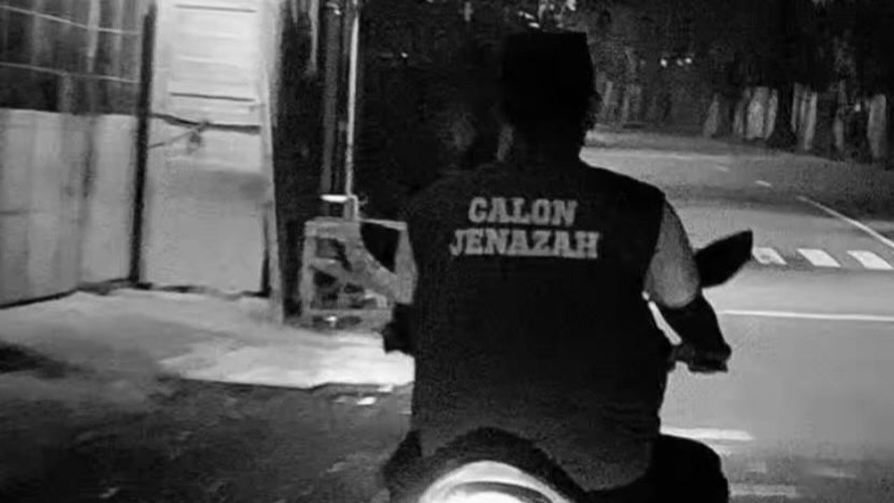 10 Potret Tulisan Lucu di Baju Pemotor, Berisi Pesan Menohok Hati