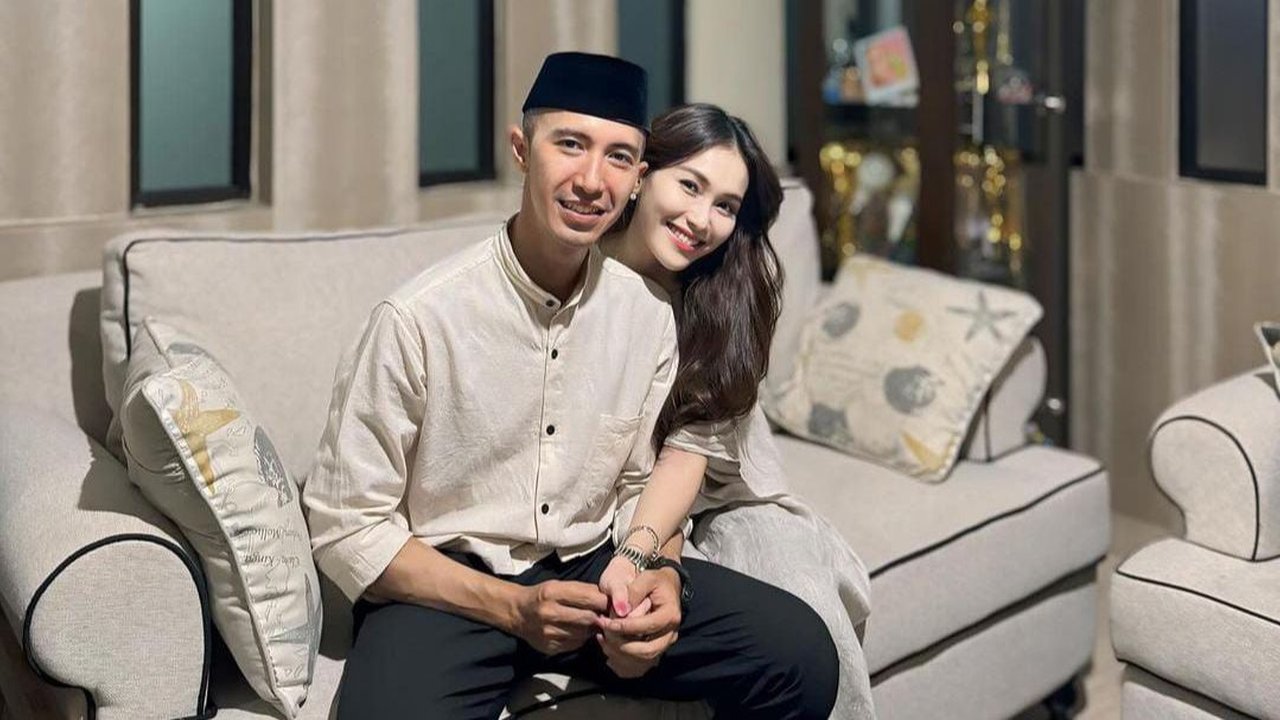 Ayu Ting Ting Sebut Tak Ada Tangisan Usai Putus dari Muhammad Fardhana: Semuanya Merangkul, Happy Alhamdulillah