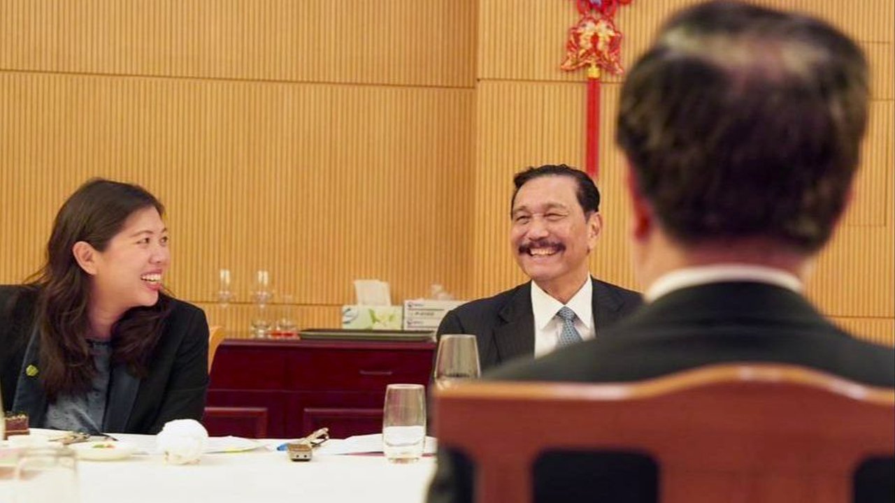 Menko Luhut Pastikan Family Office Terbentuk Sebelum Jokowi Lengser Oktober 2024