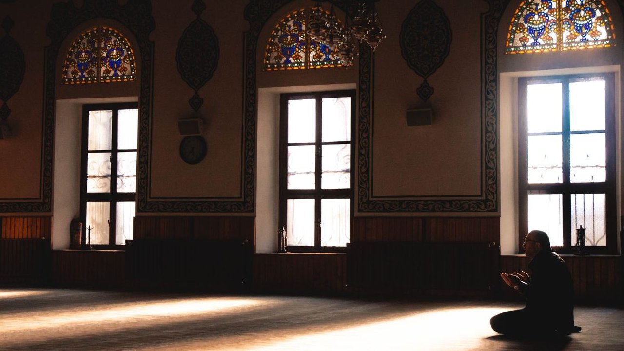 Doa Sesudah Sholat Dhuha Arab, Lengkap dengan Latin dan juga Artinya