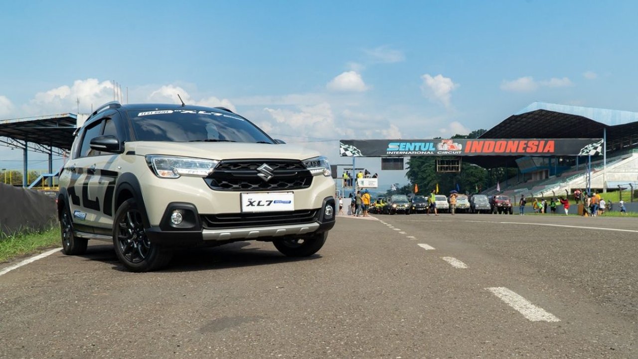 Mobil Listrik Masih Bikin Ragu? Ini Rekomendasi SUV Hybrid yang Cocok di Tahun 2024