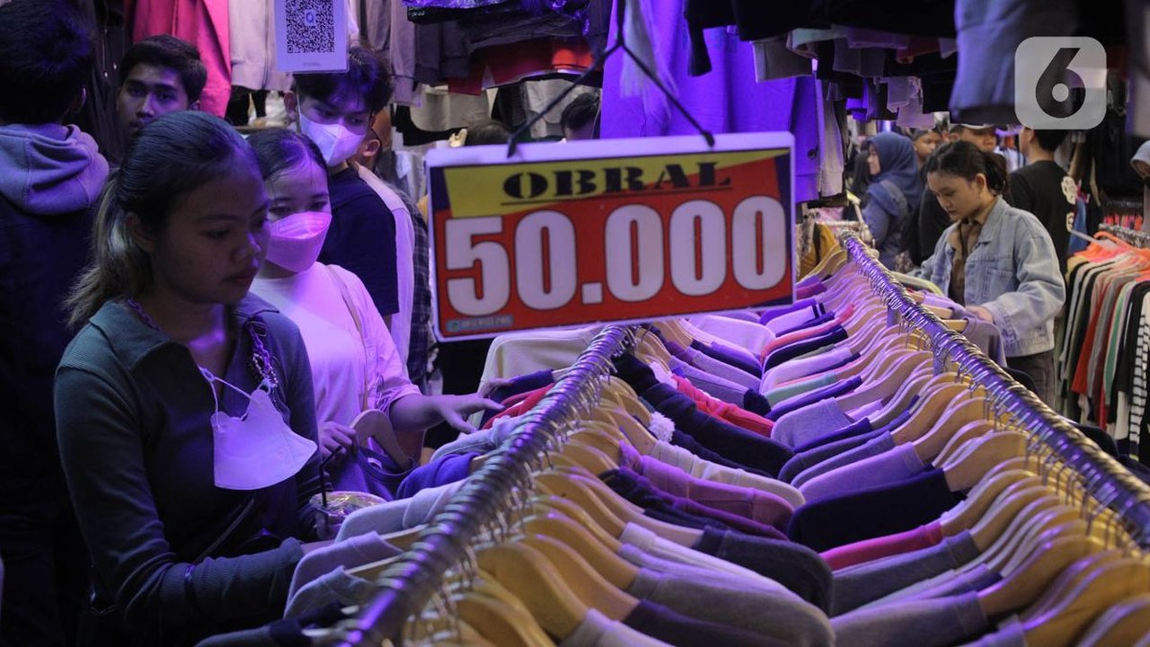 Mendag Zulkifli Duga Kaos Impor Harga Rp50.000 Tak Bayar Bea Masuk