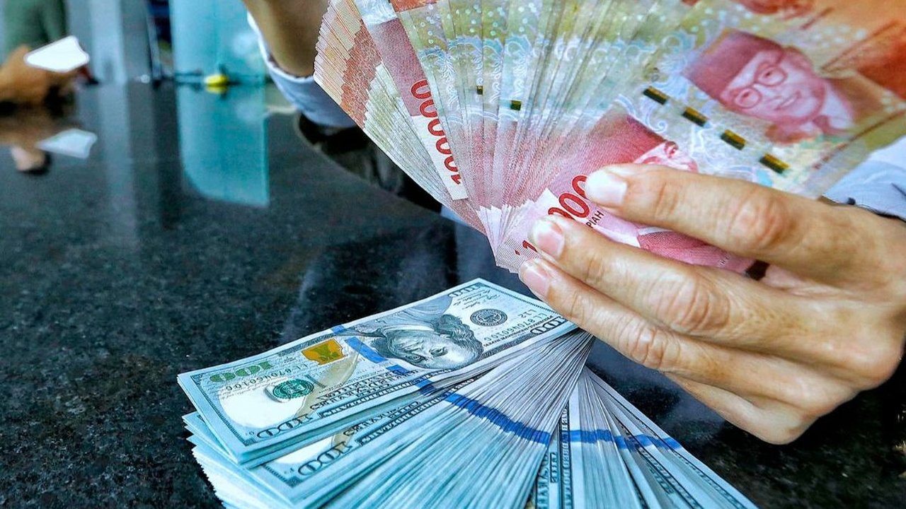 Tren Nilai Tukar Rupiah Melemah, Sri Mulyani: Lebih Baik Dibanding Won  Korea dan Yen Jepang