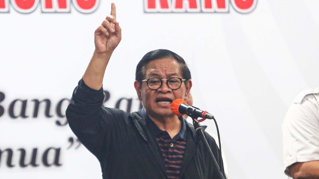 FOTO: Pramono-Rano Deklarasikan Rumah Bersama Relawan di Gedung Joang 45