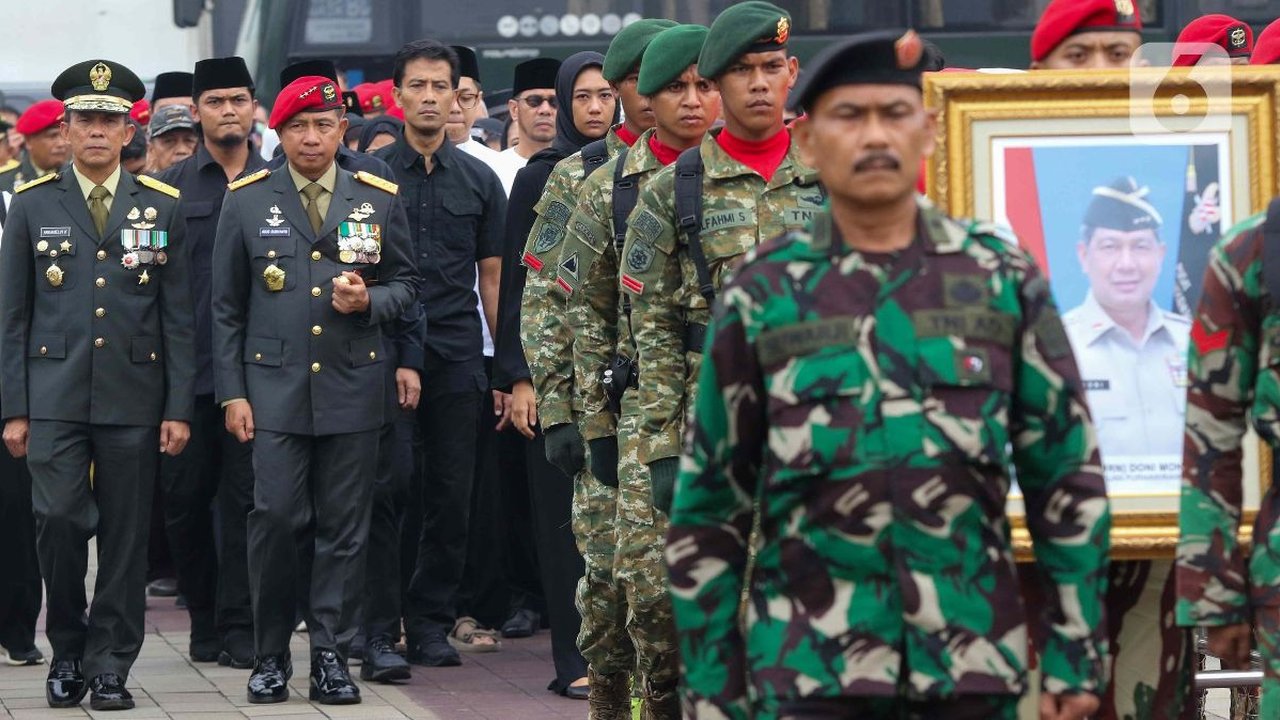 VIDEO: Obituari Doni Monardo, Gagah Berbaret Kopassus Bareng Prabowo & Jenderal Besar Nasution