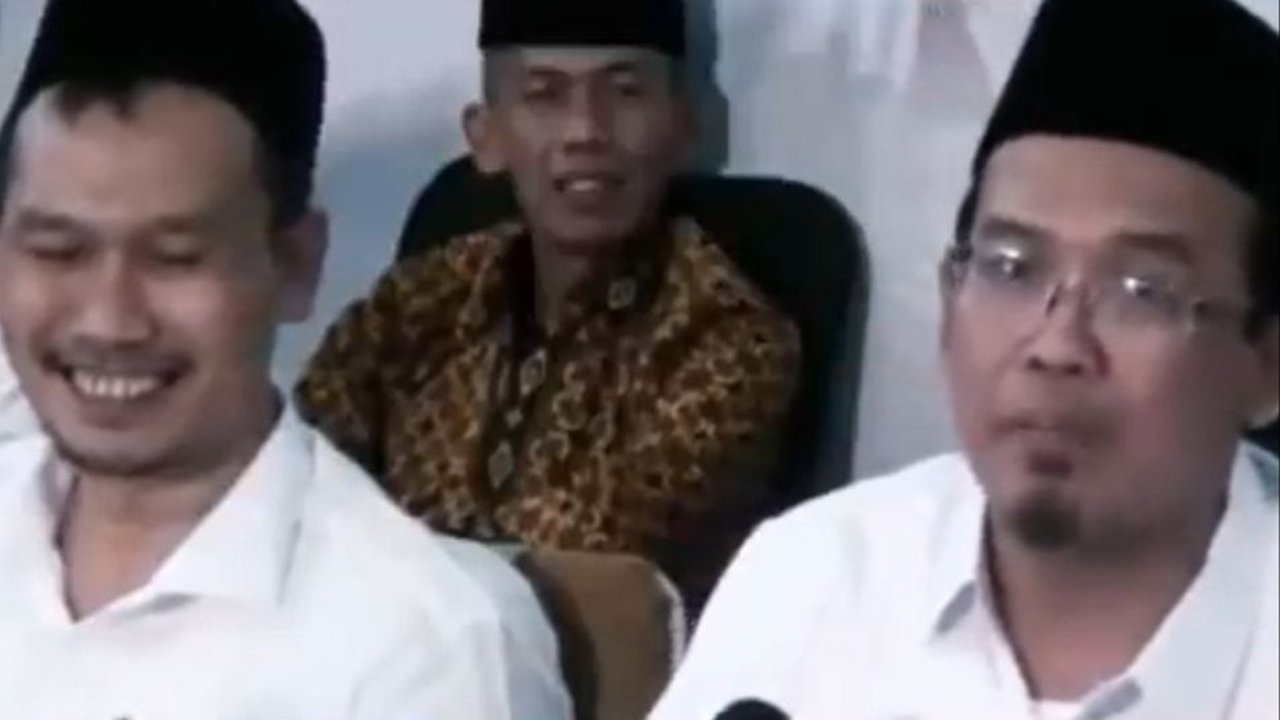 VIDEO: NGAKAK! Guyon Gus Baha Sebut Masalah Selesai Jika Dijadikan Menteri, Tak Perlu Pengadilan