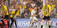 Al Ittihad Menang 2-1 atas Al Nassr, Duel Sengit Benzema dan Ronaldo Saling Cetak Gol