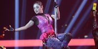 Cerita Dewi Perssik Tampil di Momen Spesial Ulang Tahun ke-30 Indosiar, Akui Ditantang Gerakan Ariel Silk saat Pole Dance