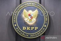 Kasus Dugaan Pelecehan Seksual: Komisioner Bawaslu Wajo Disidang DKPP, Teradu Tak Hadir!