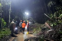 Gerak Cepat Pemkab Lumajang: 1 Korban Luka Akibat Banjir dan Longsor, Penanganan Terpadu Dimulai!