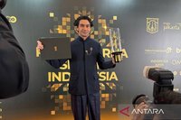 Reza Rahadian Raih Piala Citra FFI 2025 Penulis Skenario Asli Terbaik Film Pangku