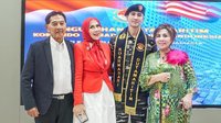 Ayah Venna Melinda Meninggal Dunia, 6 Potret Kenangan Bersama Keluarga