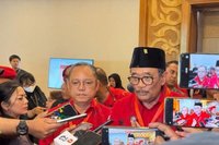 Djarot: Konten Pandji Pragiwaksono Wujud Kebebasan Berekspresi yang Sah