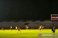Nova Arianto Puas dengan Perkembangan Timnas U-20 Selama TC di Surabaya