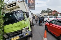 Truk Oleng di Jalur Nagreg Tewaskan Satu Orang, Polresta Bandung Imbau Kewaspadaan