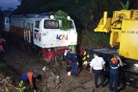 Perjalanan Kereta Api Normal: KAI Pulihkan Lintas Maswati-Sasaksaat Pasca Longsor