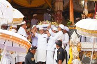 Gubernur Koster Prioritaskan Perbaikan Jalur Pura Besakih Jelang IBTK 2026