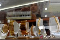 Harga Emas Pegadaian Hari Ini: UBS, Antam, Galeri24 Stabil di Awal Pekan