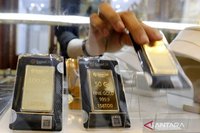 Harga Emas Pegadaian Anjlok Drastis: UBS, Antam, Galeri24 Kompak Turun Jumat Pagi