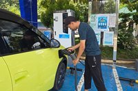 PLN Lampung Perkuat Komitmen Energi Bersih dengan 100% Kendaraan Listrik Operasional