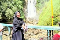 Libur Idul Adha, Air Terjun Bedegung Jadi Magnet Wisatawan di Muara Enim