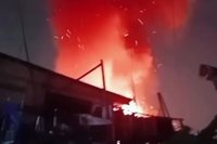 Kebakaran Rumah Dinas Jatinegara: 11 Unit Damkar Berhasil Padamkan Api Tanpa Korban Jiwa