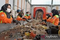Penanganan Sampah Karawang: Bupati Aep Ungkap Tantangan dan Upaya Optimalisasi