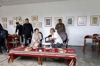 Megawati Buka Pameran Seni Mata Hati Soekarno, Kisahkan Ayahnya Seniman Tersembunyi
