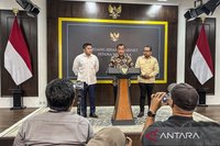 Politik Sepekan: Pencopotan Kepala BGN, Bantahan Isu Menkeu, hingga Fokus Ekonomi Nasional