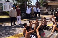 Presiden Prabowo Tinjau Sekolah Rakyat di Tabanan Bali, Disambut Tarian Khas
