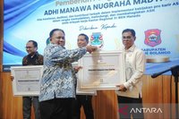 Pemkab Bone Bolango Raih Penghargaan Adhi Manawa Nugraha Pratama, Perkuat Birokrasi Profesional
