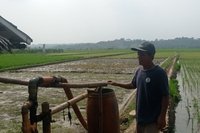Atasi Kekeringan, Petani Lebak Andalkan Pompa Pantek Sistem Satelit