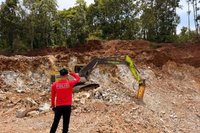 Polda Sultra Sita Tiga Alat Berat dalam Penindakan Penambangan Ilegal di Kolaka