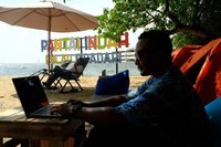 Menata Arus Digital Nomad: Menjaga Stabilitas Harga dan Keadilan Sosial di Destinasi Wisata Indonesia