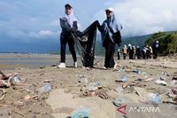 Kemenekraf Perkuat Gerakan Wisata Bersih untuk Pariwisata Berkelanjutan Indonesia