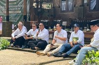 Gerakan Nasional Tanam Bambu: Upaya KLH/BPLH Pulihkan Lahan Kritis dan Mangrove