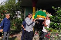 Ibu Muslimah Laskar Pelangi Meninggal Dunia, Sang Pendidik Inspiratif Tutup Usia