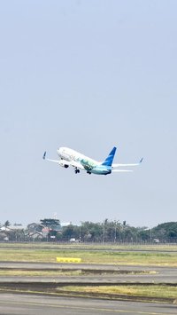 Garuda Indonesia Terbangkan Pesawat Komersial Pertama Pakai Bahan Bakar Campuran Sawit