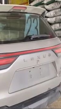 Penampakan Sampah Mobil Mewah di Arab Saudi, Lexus Miliaran Buat Manggul Rongsokan